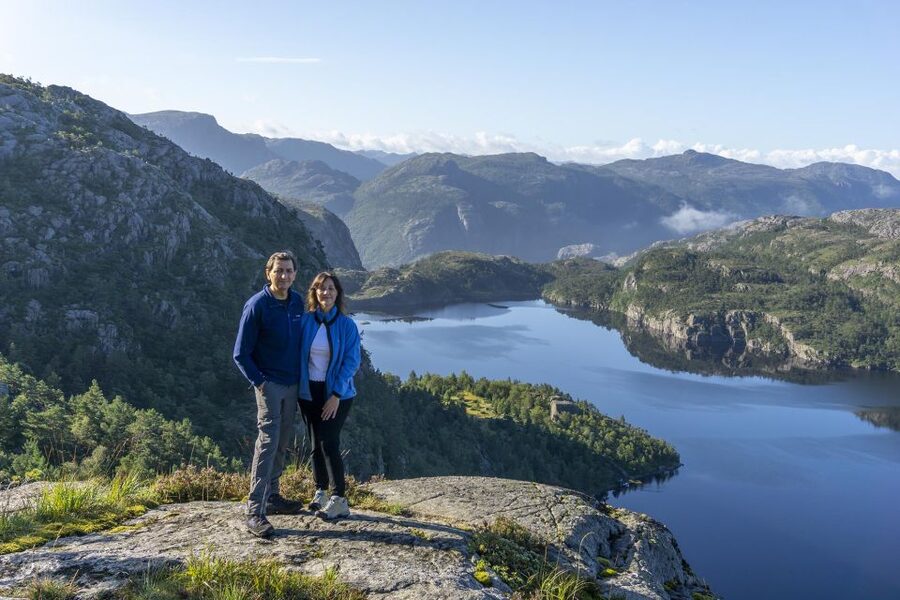 Stavanger: Preikestolen Classic Hike and Side Trail - What to pack so you don’t get miserable