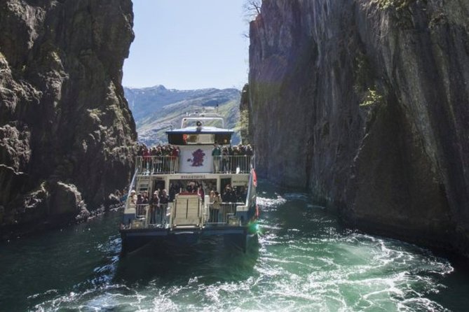 Stavanger: Waterfalls, Caves and Rock Tour By Sea - Vagabond’s Cave: A Cave With a Legend and a Vivid Color