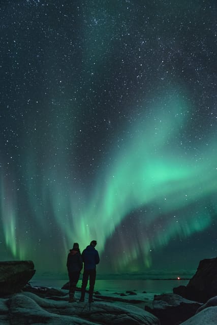 Svolvær: Experience the Magic of the Northern Lights! - Pickup in Svolvær and how a small group keeps the night efficient