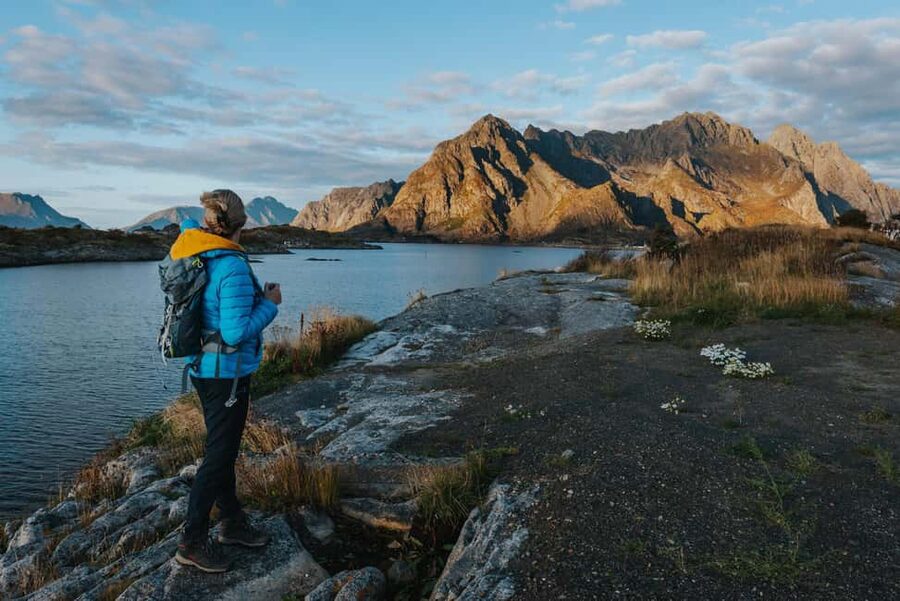 Svolvær: Lofoten Scenic Sightseeing Tour: Half day tour - Weather Reality Check: Plan for Wind and Changing Light