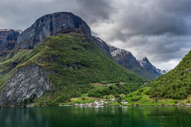 The Scenic Roadtrip, Oslo to Bergen via Flam & the Fjords - Over the mountains: Vang, Lærdal, and the approach to Nærøyfjord