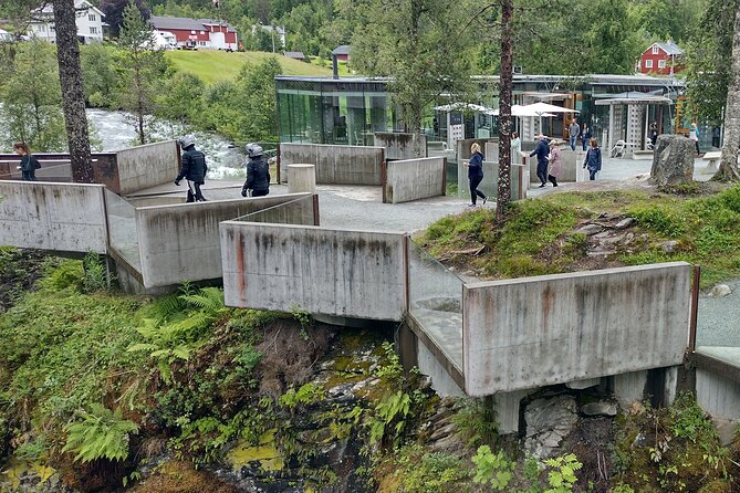 Trollstigen, The Land Of The Trolls - Liabygda, Ring?sekiftet, and the Rose Church pass-by moment
