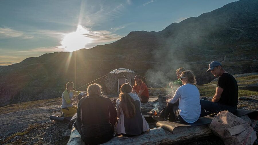 Trolltunga: Trolltunga Sunset Glamping - Trolltunga at Sunset and Sunrise, Why This Timing Matters