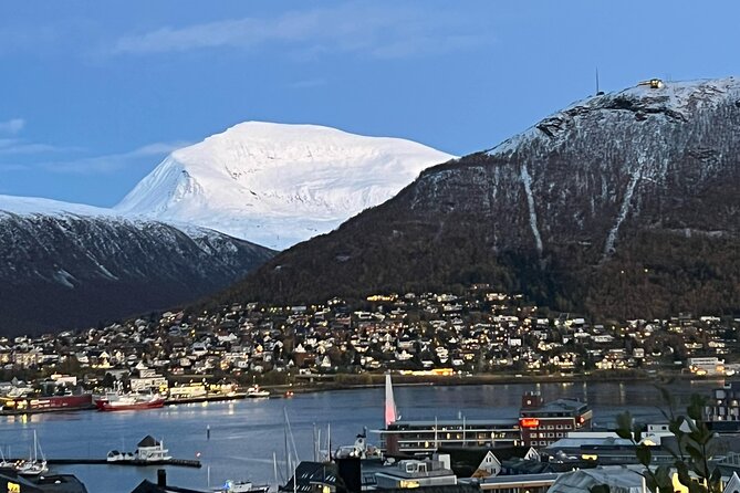 Tromsø Adventure Run: Guided through the Arctic Capital. 6km - Meet your local guide Kristoffer and the storytelling style
