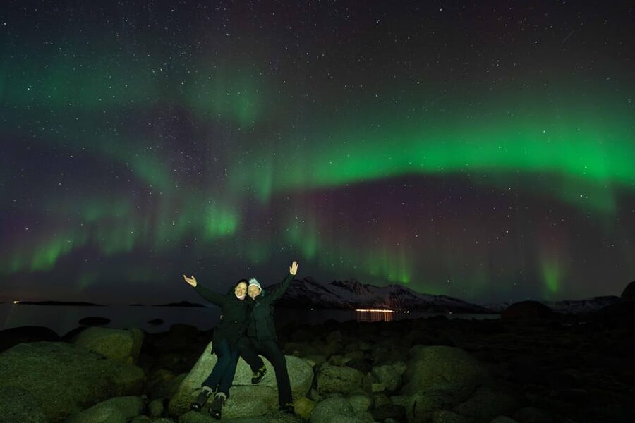 Tromsø: Aurora Tour with Photos, Campfire and Arctic Food - Getting There From Tromsø: Pickups That Keep the Night Easy