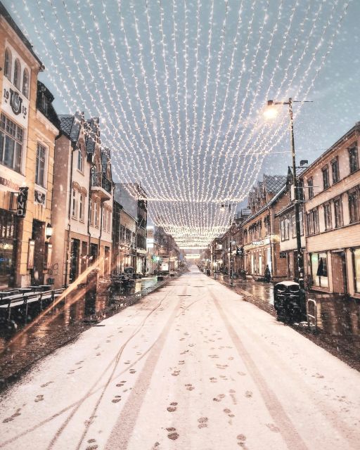 Tromsø: Capture the most Photogenic Spots with a Local - Local tips for where to eat and go out, plus local storytelling