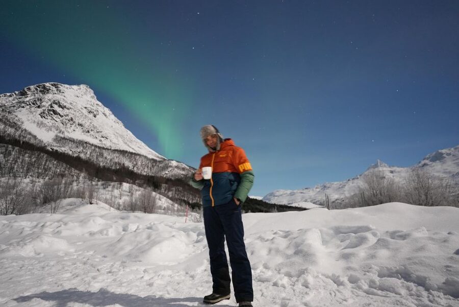 Tromsø: English/Spanish Aurora Pathfinder Tour with Photos - Key things that make this aurora tour worth your time
