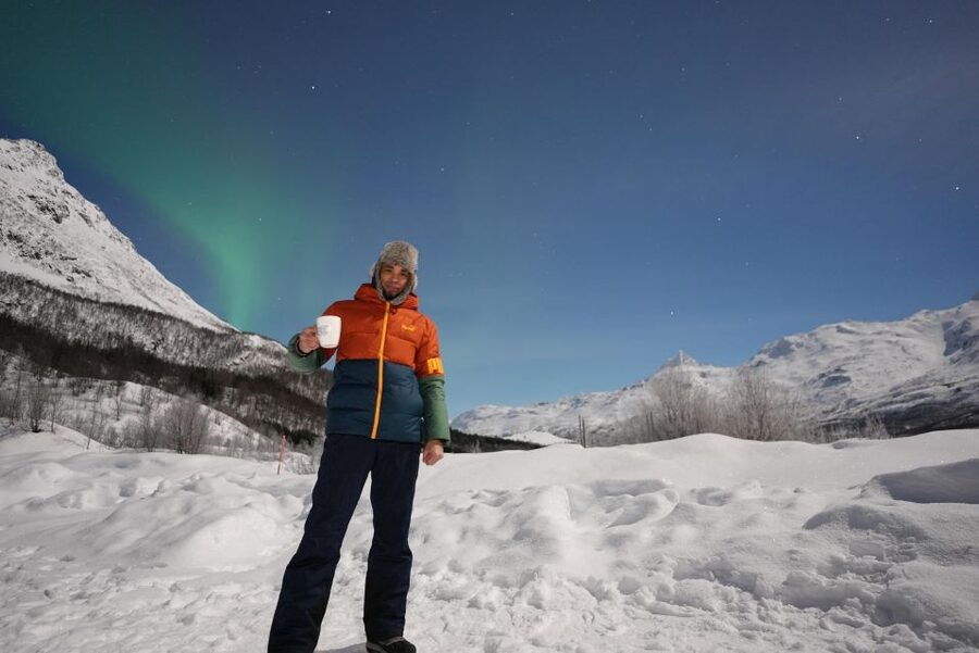Tromsø: English/Spanish Aurora Pathfinder Tour with Photos - The 6-hour night: what actually happens after you climb in