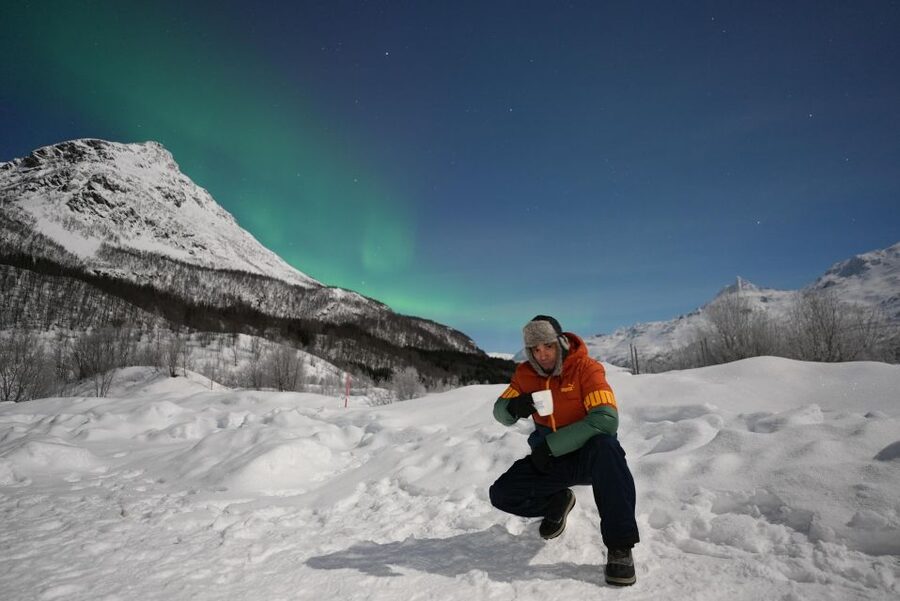 Tromsø: English/Spanish Aurora Pathfinder Tour with Photos - Transportation, Wi-Fi, and why comfort is not just a luxury here