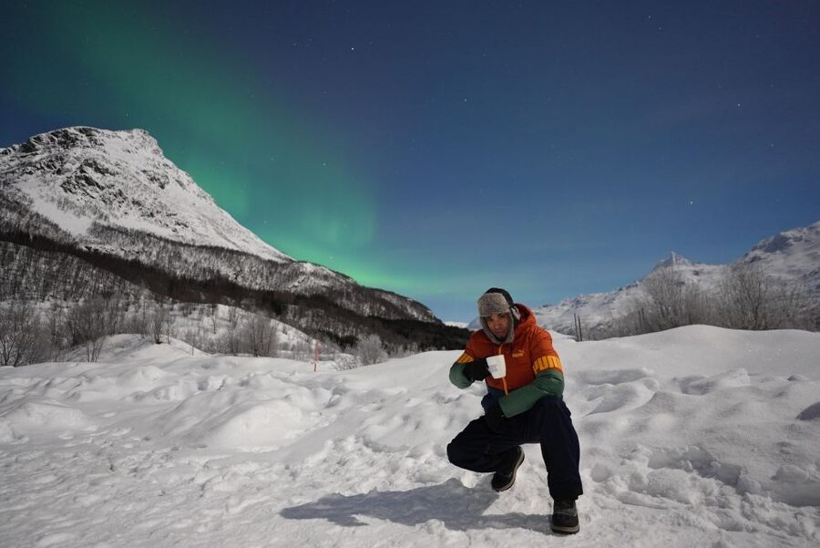 Tromsø: English/Spanish Aurora Pathfinder Tour with Photos - Who this tour is best for, and who should think twice