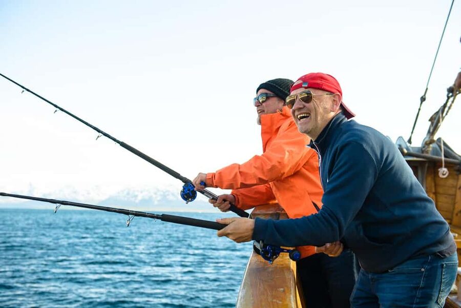 Tromsø: Fishing & Fjord Cruise - Practical tips so you stay comfortable and fish-focused