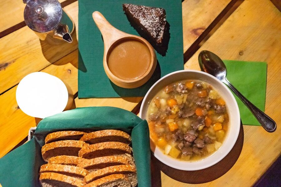 Tromsø: Guided Husky Sledding with Traditional Lunch - How the 5-hour timing really plays out in camp