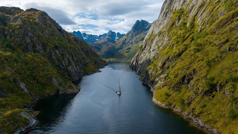 Tromsø: Luxury Summer Fjord Cruise with Lunch & Hot Tub - The Tromsø route: Balsfjord toward Malangen and the Lyngen Alps glimpses