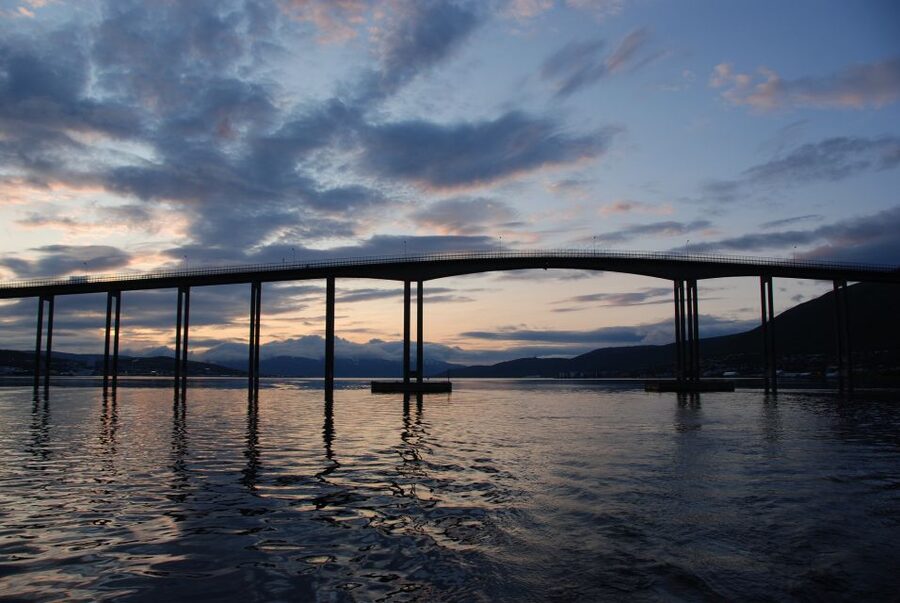 Tromsø: Midnight Sun Cruise in a Luxury Catamaran - Where Fishing Fits In, and When You Should Expect It