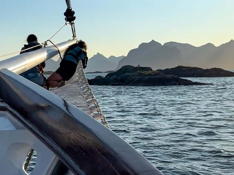Tromsø: Midnight Sun Evening Cruise with Hot Tub - The service vibe: relaxed hosting, clear rules