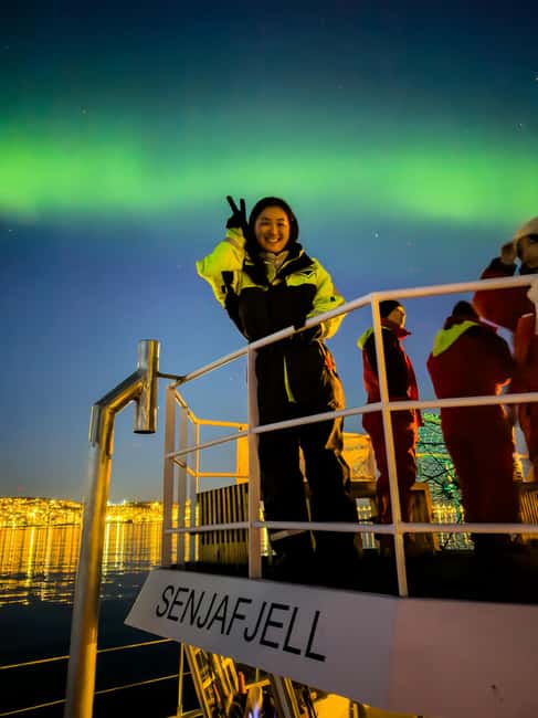 Tromsø: Nocturnal cod fishing with meal. - How nocturnal cod fishing runs, rods rotation and fishfinder help