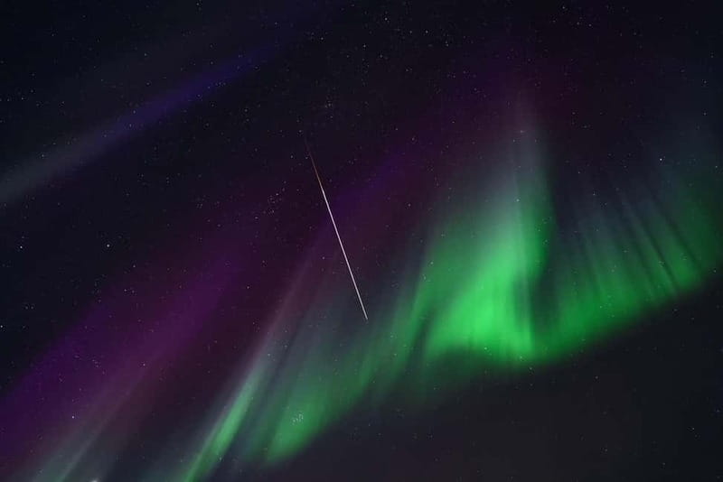 Tromsø: Northern Lights Chase with Local Guide & Free Photos - Price and value: why $136 can make sense for a pro aurora hunt