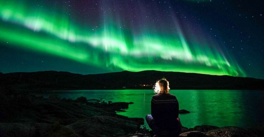 Tromsø: Northern Lights Chase with Photos and Bodysuits - How This Northern Lights Chase in Tromsø Really Feels
