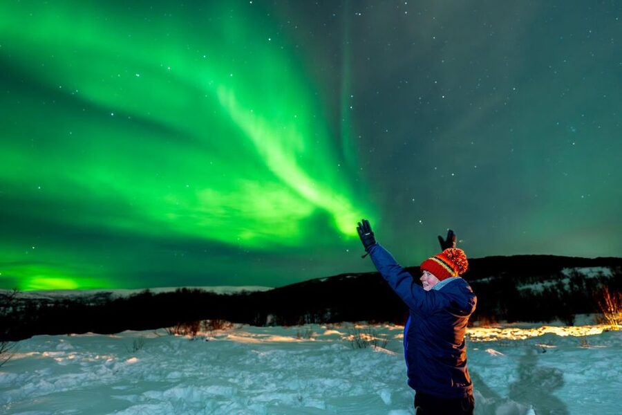 Tromsø: Northern Lights Chase with Photos and Bodysuits - Route Breakdown: Kilpisjärvi, Hansnes, Sommarøy, and Bardu