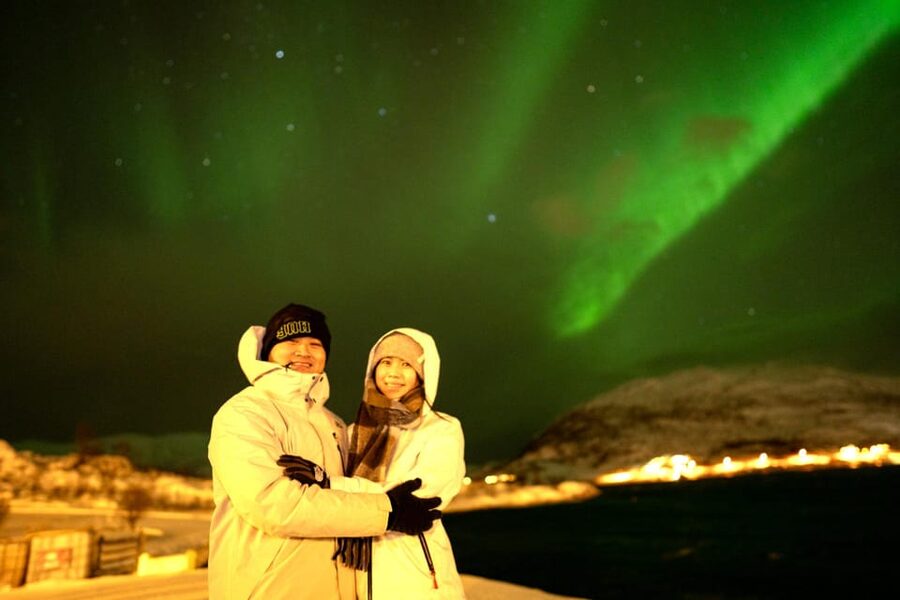 Tromsø: Northern Lights Tour with Local Guide and Photos - Should You Book This Tromsø Northern Lights Tour?