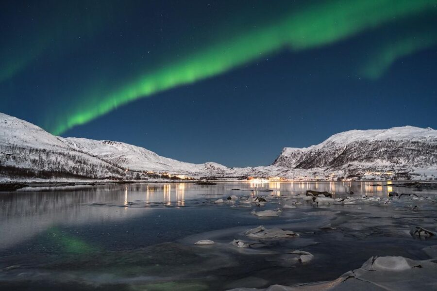 Tromsø: Northern Lights Tour with Local Stories & Photos - Tromsø sightseeing stretch: use daylight to reset your head
