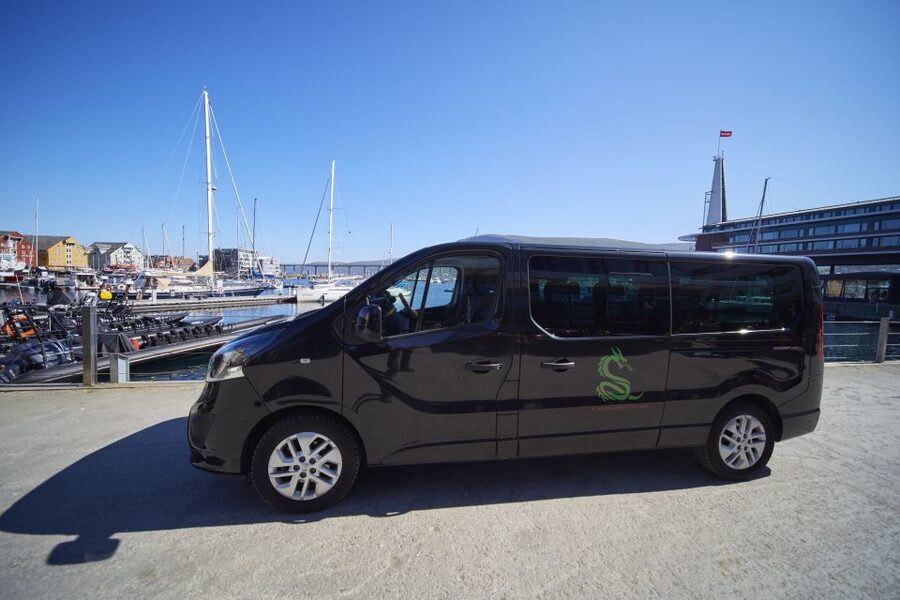 Tromsø: Private 6-Hour Aurora Chase by Minivan - Key points you should know before you go