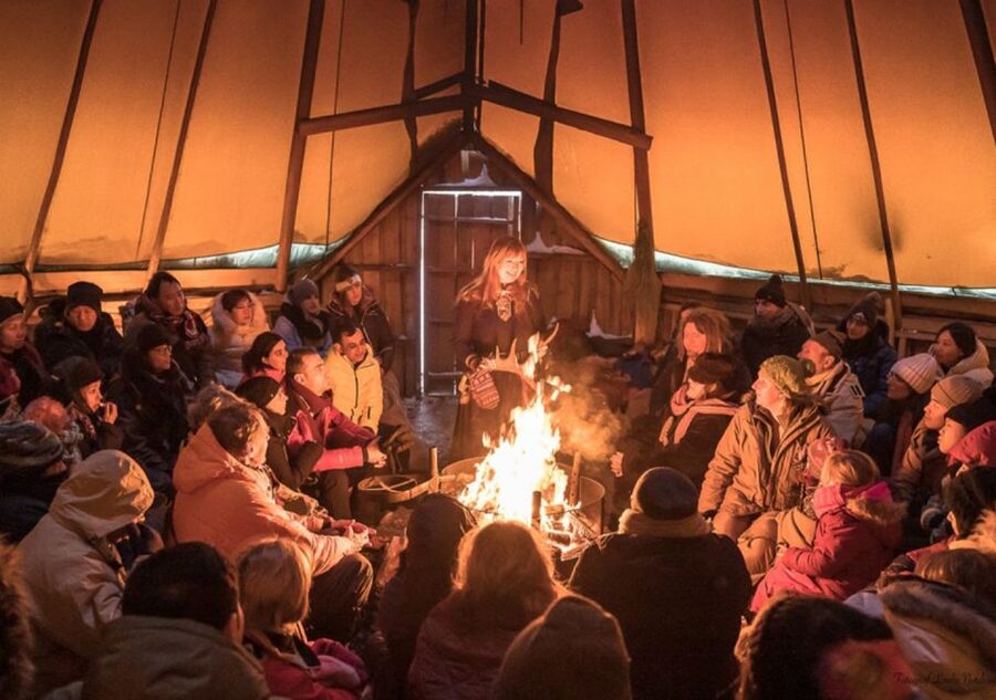 Tromsø: Reindeer Camp Dinner with Chance of Northern Lights - Dinner in the gamme: smoked salmon salad, bidos, and dessert that actually feels like a reward