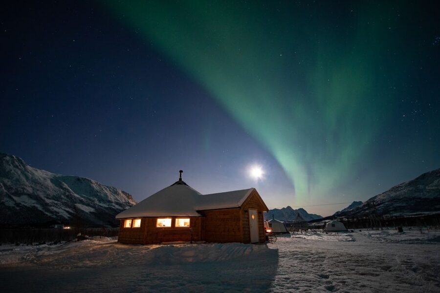 Tromsø: Reindeer Feeding & Chance of Northern Lights Viewing - The drive out from Tromsø and the Lyngen Alps view