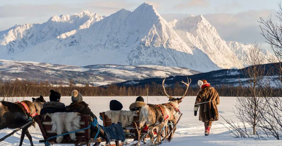 Tromsø: Sámi Reindeer Sledding and Sami Cultural Tour - The Coach Ride to the Sámi Camp: Time Well Spent, Dress for the Outside