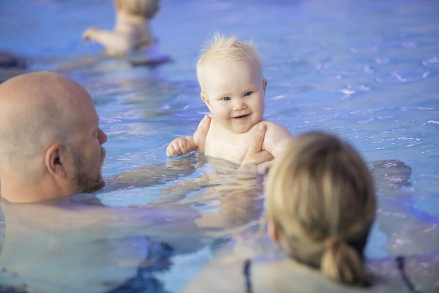 Tromsø: Spa/Pool with Bath, Sauna and Outdoor Heated Pool - Your sauna and steam room plan: hot Finnish heat to cold plunge