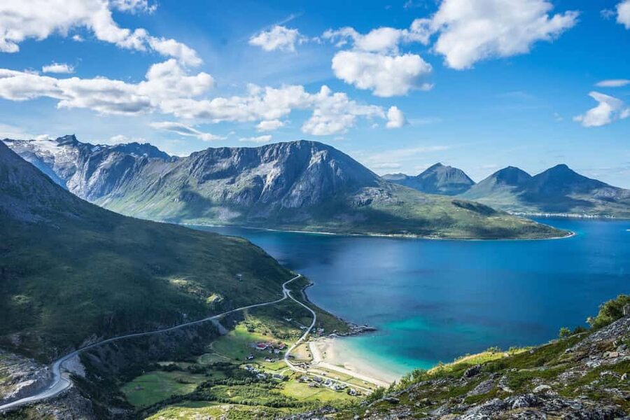 Tromsø: Summer Day Hike in the Wilderness - How the hike actually feels, from route to pace