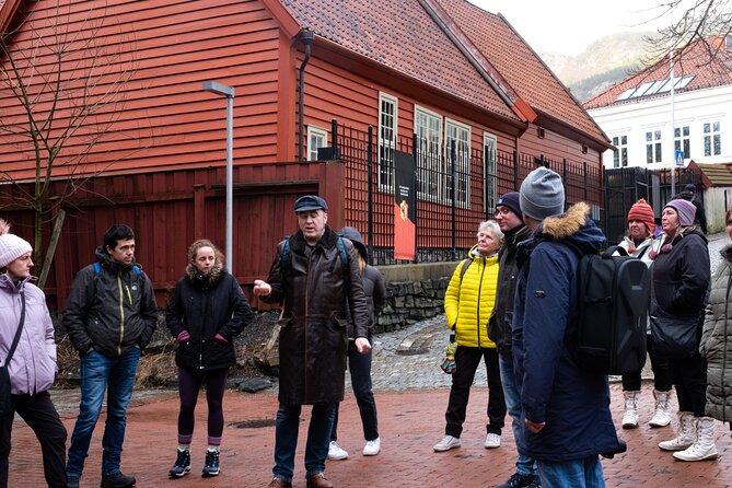 Walking Tour in Bergen of the Past and Present - Seeing Håkon’s Hall from the outside, and why that works